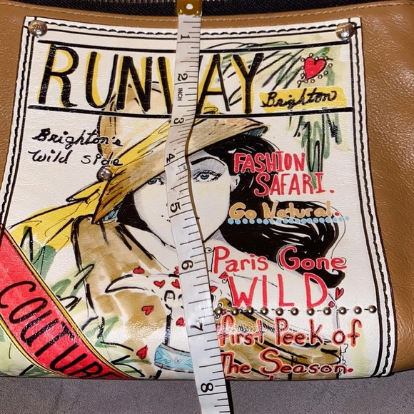 Brighton Couture  Fashionista Runway Tan zipper leather clutch - Picture 7 of 12